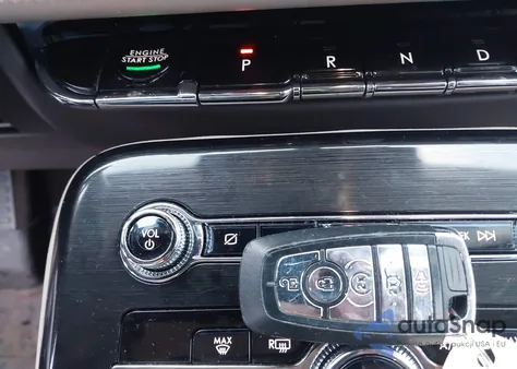 2022 Lincoln Nautilus Standard z USA, uszkodzony, nr VIN 2LMPJ6J97NBL14441